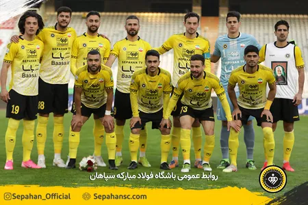 معوقه هفته هفتم لیگ برتر فوتبال فصل 99-00 استادیوم آزادی تهران - عکس یاسر جمالی