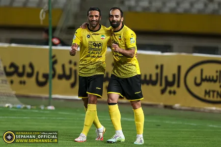 هفته ۲۸ لیگ برتر فوتبال کشور فصل ۱۴۰۱-۱۴۰۰ ورزشگاه نقش جهان اختصاصی روابط عمومی عکس : یاسر جمالی