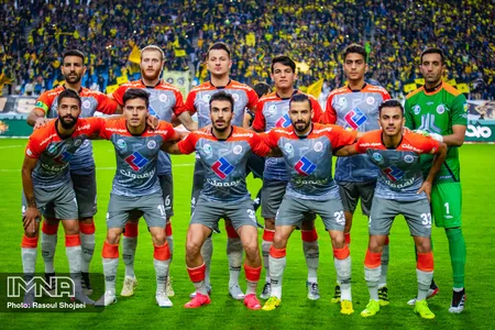 هفته هشتم لیگ برتر فوتبال فصل 99-98 -  استادیوم نقش جهان