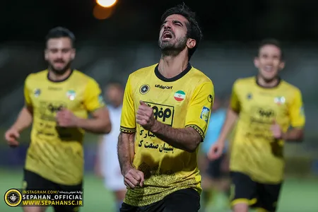 هفته ۲۶ لیگ برتر فوتبال فصل ۱۴۰۱-۱۴۰۰ ورزشگاه تهران اختصاصی روابط عمومی عکس : یاسر جمالی