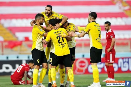 هفته 25 لیگ برتر فوتبال فصل 99-98 - استادیوم یادگار امام شهر تبریز
