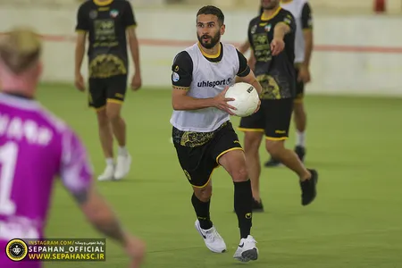 هفته ۲۹ لیگ برتر فوتبال فصل ۱۴۰۱-۱۴۰۰ اختصاصی روابط عمومی عکس : یاسر جمالی