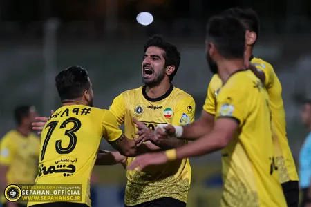 هفته ۲۶ لیگ برتر فوتبال فصل ۱۴۰۱-۱۴۰۰ ورزشگاه تهران اختصاصی روابط عمومی عکس : یاسر جمالی