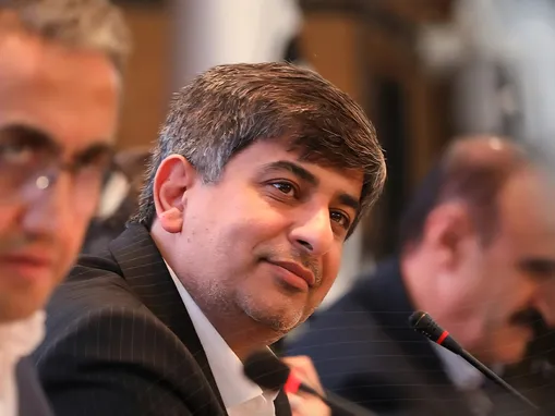 مدیرعامل فولاد مبارکه:
برای حمایت از باشگاه سپاهان به وعده خود پایبندم/سپاهان در دل مردم اصفهان جا دارد
