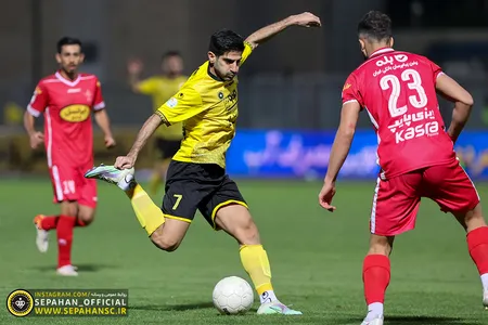 هفته ۲۷ لیگ برتر فوتبال فصل ۱۴۰۱-۱۴۰۰ ورزشگاه شهر سیرجان اختصاصی روابط عمومی عکس : یاسر جمالی