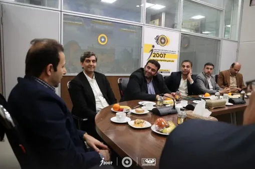 جلسه مدیران وزارت ورزش و جوانان با مسئولان باشگاه سپاهان