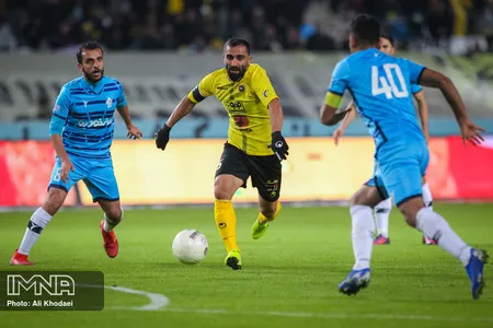 هفته 15 - فصل 99-98 - استادیوم نقش جهان