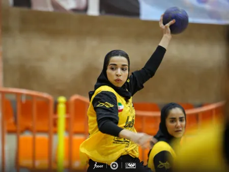 سپاهان - یکتا