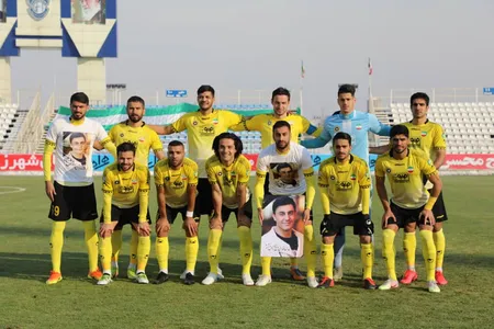 هفته دهم لیگ برتر فوتبال فصل 00-99 - استادیوم شهر تبریز