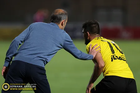 هفته ۲۷ لیگ برتر فوتبال فصل ۱۴۰۱-۱۴۰۰ ورزشگاه شهر سیرجان اختصاصی روابط عمومی عکس : یاسر جمالی