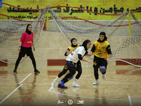 سپاهان - یکتا