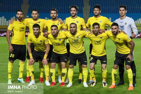هفته اول - لیگ هجدهم - فصل 98-97 - استادیوم نقش جهان