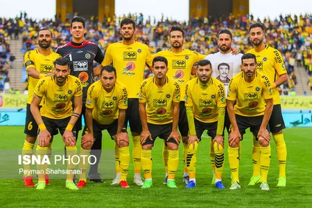 هفته 28 - لیگ 18 - فصل 98-97 - استادیوم نقش جهان