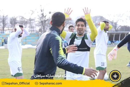 هفته 17 لیگ برتر فصل 99-00 - شهر اراک - عکس : یاسر جمالی