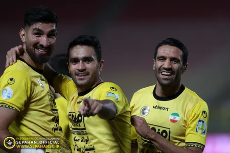 هفته ۲۸ لیگ برتر فوتبال کشور فصل ۱۴۰۱-۱۴۰۰ ورزشگاه نقش جهان اختصاصی روابط عمومی عکس : یاسر جمالی