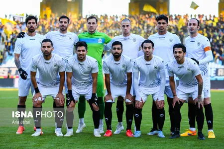هفته 16 لیگ برتر -فصل 99-98 - استادیوم نقش جهان