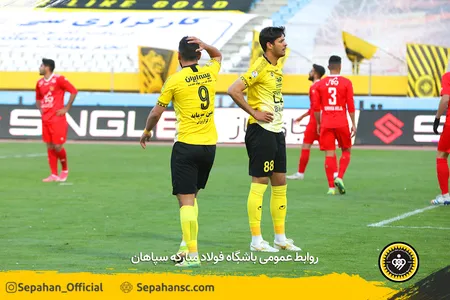 هفته 13 لیگ برتر فوتبال - فصل 99-00 - استادیوم نقش جهان