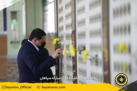 شهر آبادان - لیگ برتر فوتبال فصل 00-99 - عکس : یاسر جمالی