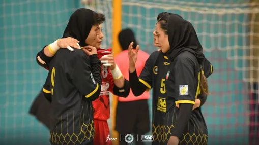 سپاهان و گلبرک به مصاف یکدیگر می‌روند