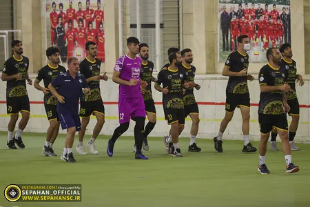 هفته ۲۹ لیگ برتر فوتبال فصل ۱۴۰۱-۱۴۰۰ اختصاصی روابط عمومی عکس : یاسر جمالی