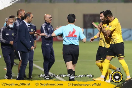 هفته 21 لیگ برتر فصل 99-00 - استادیوم شهر قائم شهر اختصاصی روابط عمومی عکس : یاسر جمالی