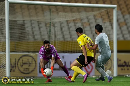 هفته ۲۸ لیگ برتر فوتبال کشور فصل ۱۴۰۱-۱۴۰۰ ورزشگاه نقش جهان اختصاصی روابط عمومی عکس : یاسر جمالی