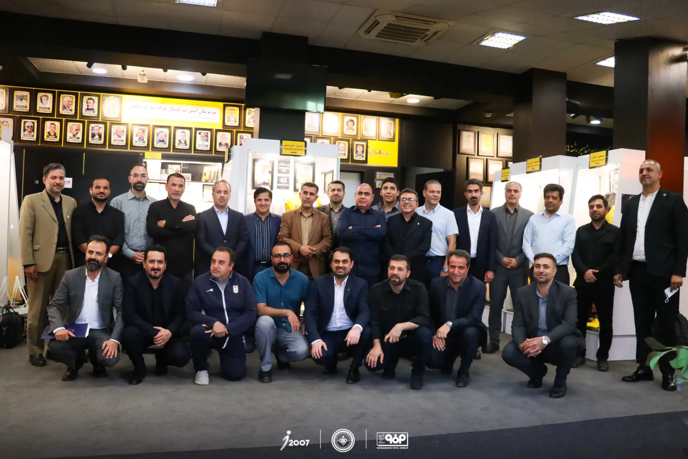بررسی آیین‌نامه کانون هواداران باشگاه‌های لیگ برتر