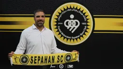 سنگربان تیم ملی، باز هم طلایی‌پوش شد