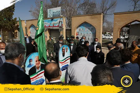 شهر اراک - هفته 17 لیگ برتر فصل 00-99 عکس : یاسر جمالی