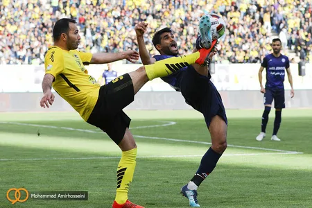 هفته 21 - لیگ 18-فصل 98-97 -استادیوم نقش جهان