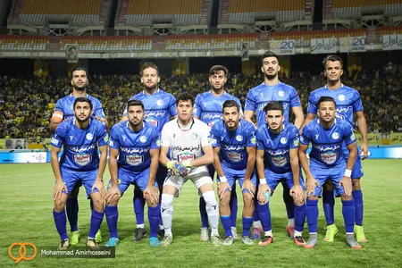 هفته 3- - لیگ هجدهم - فصل 98-97 -استادیوم نقش جهان