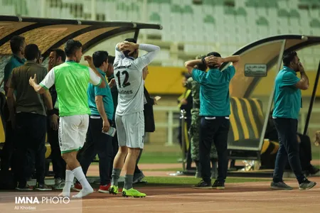 هفته 28 - لیگ 18 - فصل 98-97 - استادیوم نقش جهان