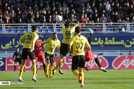 هفته 14 لیگ برتر - فصل 99-98 - استادیوم امام رضا - مشهد