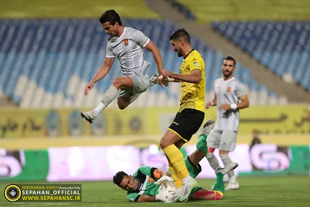هفته ۲۸ لیگ برتر فوتبال کشور فصل ۱۴۰۱-۱۴۰۰ ورزشگاه نقش جهان اختصاصی روابط عمومی عکس : یاسر جمالی