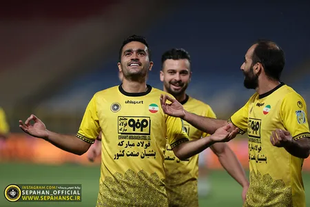 هفته ۲۸ لیگ برتر فوتبال کشور فصل ۱۴۰۱-۱۴۰۰ ورزشگاه نقش جهان اختصاصی روابط عمومی عکس : یاسر جمالی