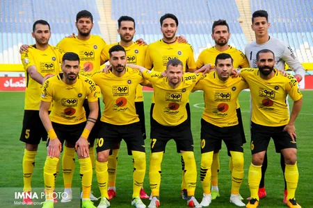 هفته هفدهم لیگ برتر فوتبال -فصل 98-97 - استادیوم نقش جهان